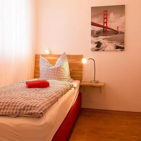 M5 - Apartmenthaus Marienburger Str 4 - Feriendomizil Hollich