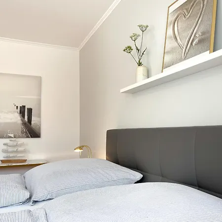 M5 - Apartmenthaus Marienburger Str 4 - Feriendomizil Hollich