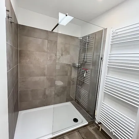 Casa de Férias M5 - Apartmenthaus Marienburger Str 4 - Feriendomizil Hollich